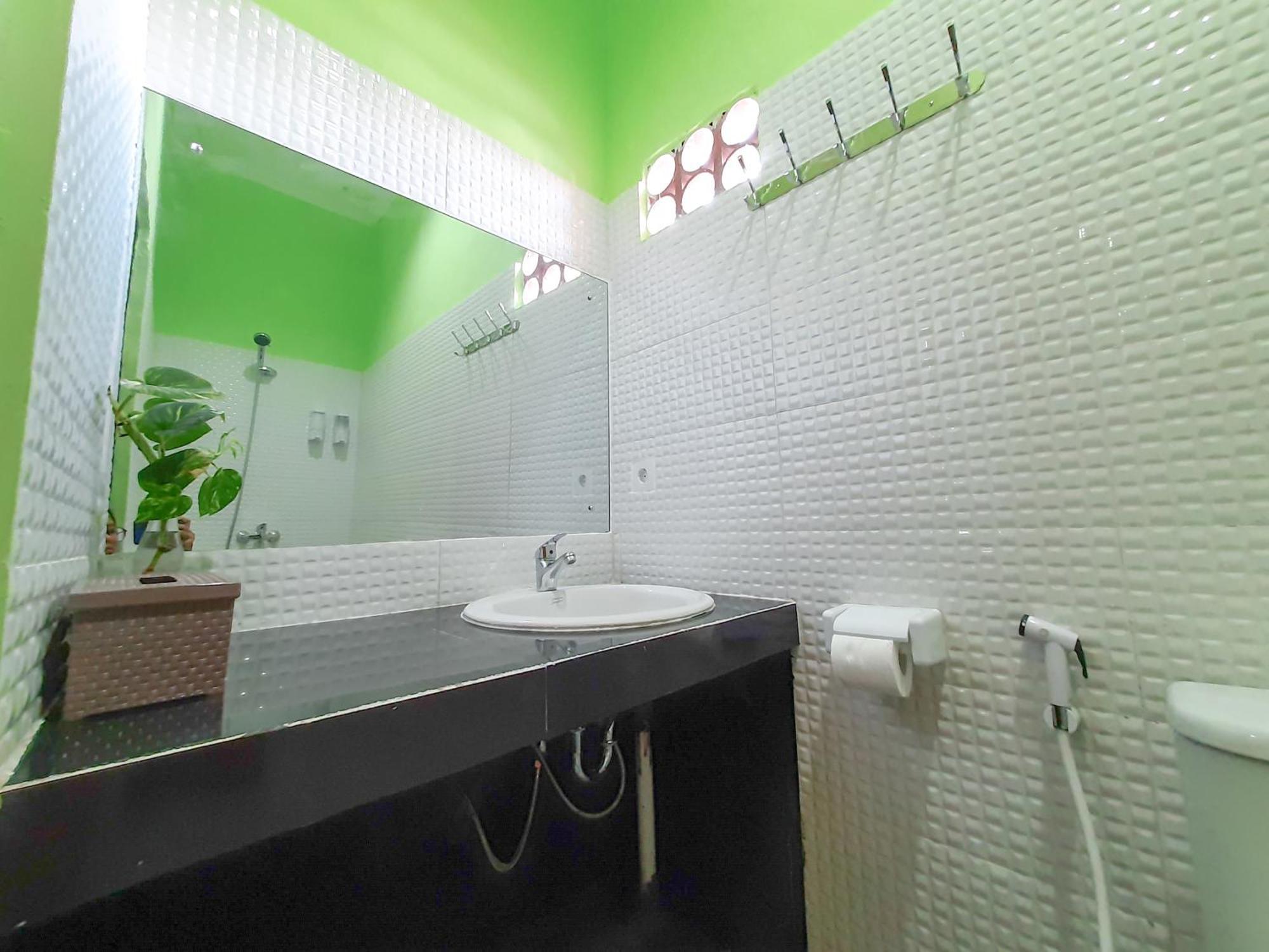 The Legian 777 Hotel Bagian luar foto