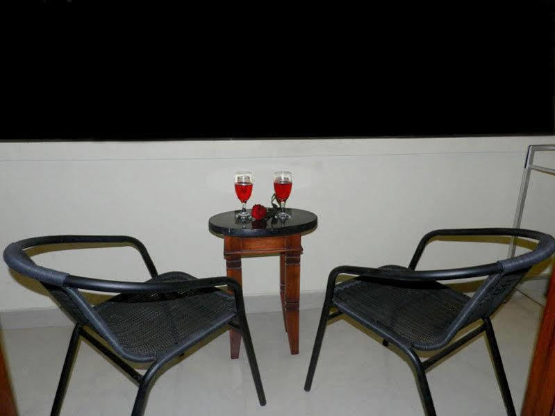 The Legian 777 Hotel Bagian luar foto
